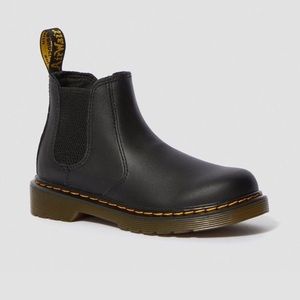 BRAND NEW Dr. Martens! JUNIOR CHELSEA BOOTS
